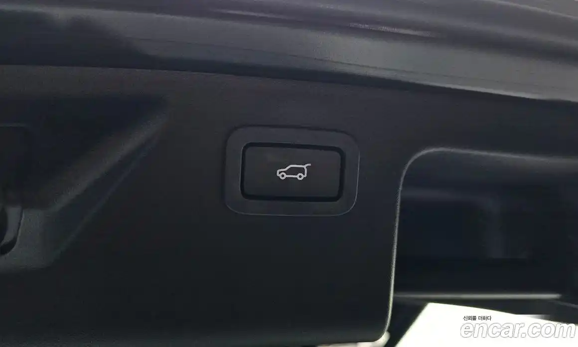 Land Rover Discovery Sport 2019 2.0 Автомат в Москве № 213739, фото 5