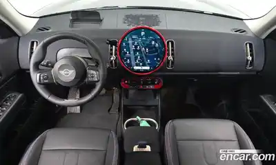 Mini Countryman 2025 0.2 Автомат в Москве № 213983, миниатюра 3