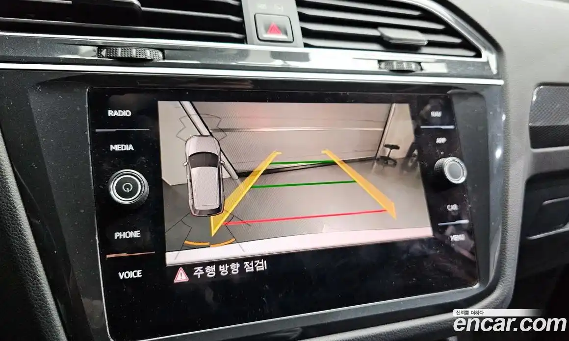 Volkswagen Tiguan 2020 2.0 Автомат в Москве № 214929, фото 15