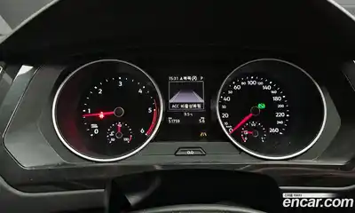 Volkswagen Tiguan 2020 2.0 Автомат в Москве № 214929, миниатюра 8