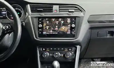 Volkswagen Tiguan 2020 2.0 Автомат в Москве № 214929, миниатюра 9