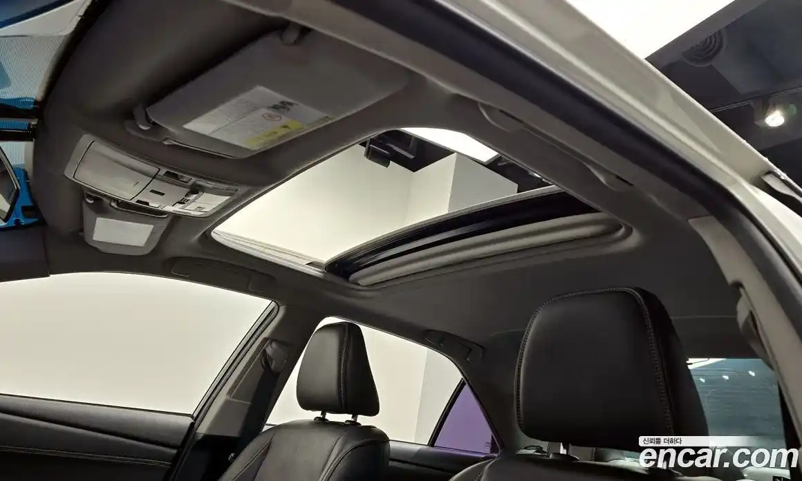 Toyota Camry 2015 2.5 Автомат в Москве № 215507, фото 16