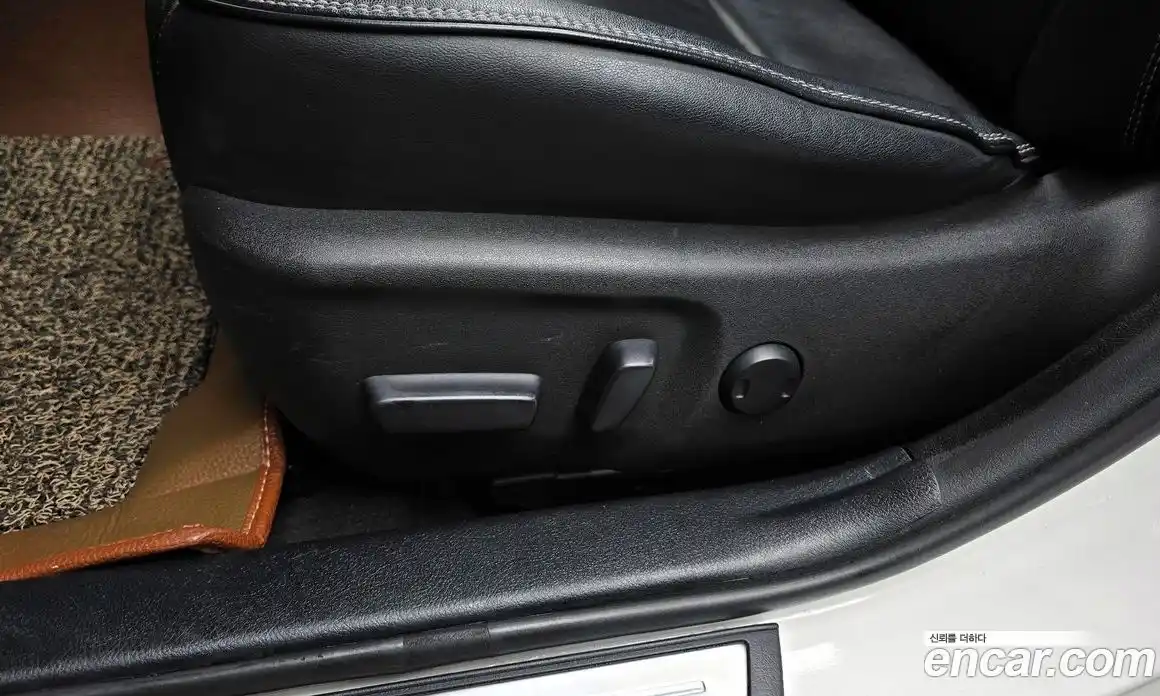 Toyota Camry 2015 2.5 Автомат в Москве № 215507, фото 19