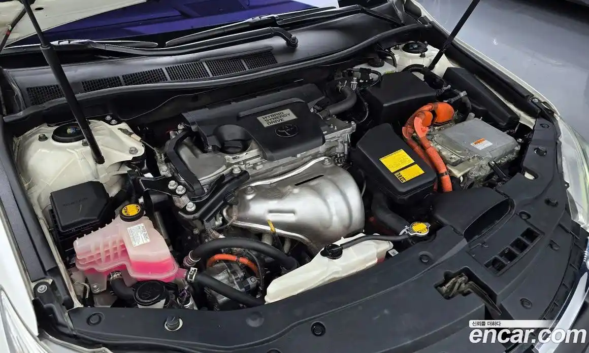 Toyota Camry 2015 2.5 Автомат в Москве № 215507, фото 20