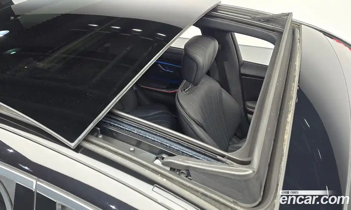 Mercedes-Benz S-Class 2024 3.0 Автомат в Москве № 217263, фото 14