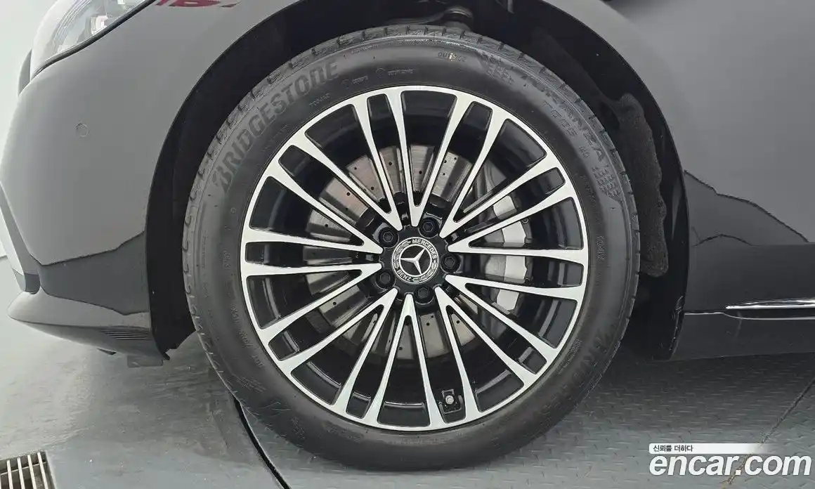 Mercedes-Benz S-Class 2024 3.0 Автомат в Москве № 217263, фото 4