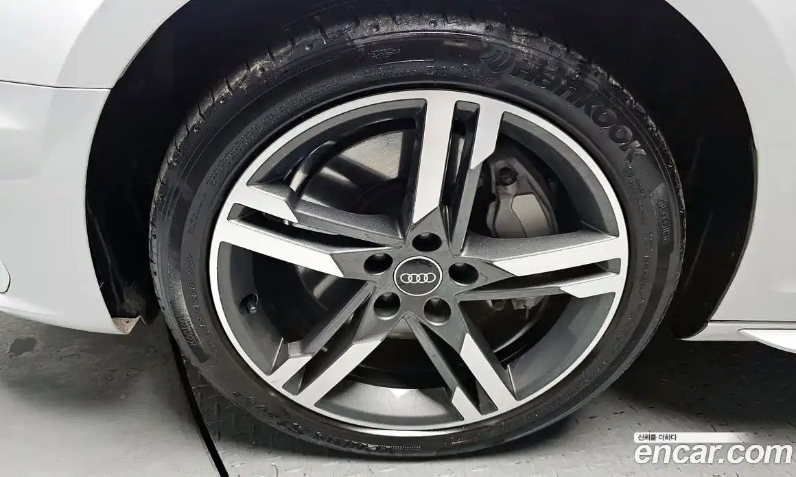 Audi A4 2021 2.0 Автомат в Москве № 220727, фото 3