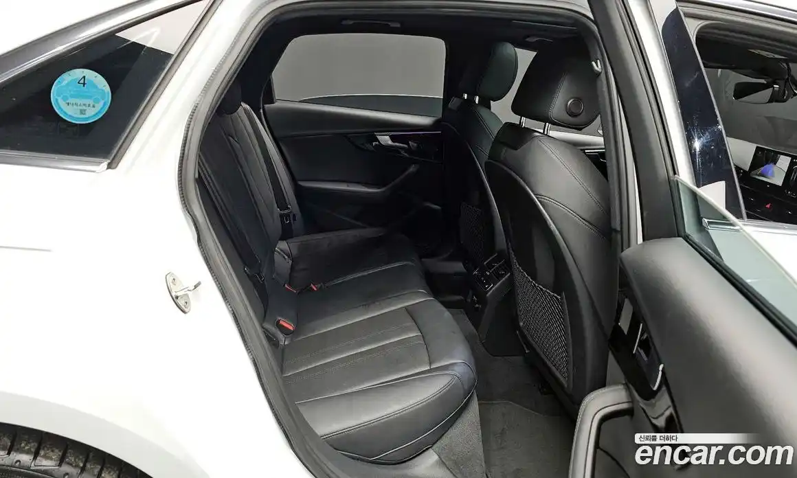 Audi A4 2021 2.0 Автомат в Москве № 220727, фото 4