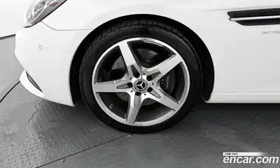 Mercedes-Benz SLC-Class 2018 2.0 Автомат в Москве № 223202, миниатюра 2