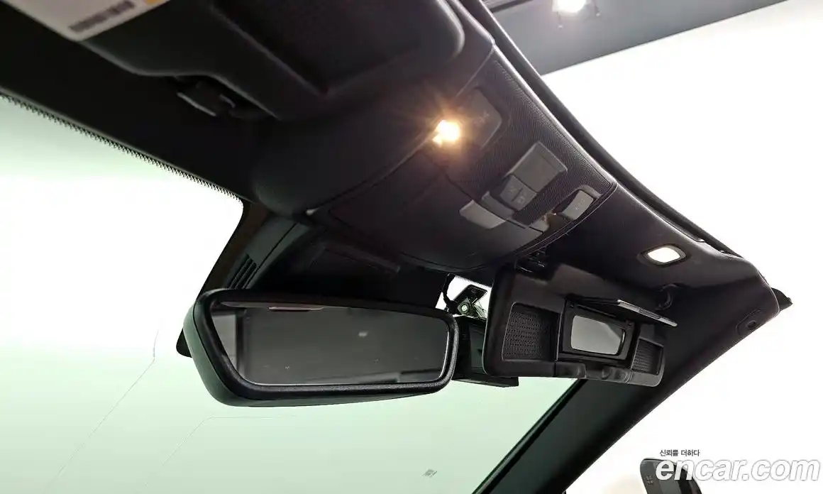 Mercedes-Benz SLC-Class 2018 2.0 Автомат в Москве № 223202, фото 4