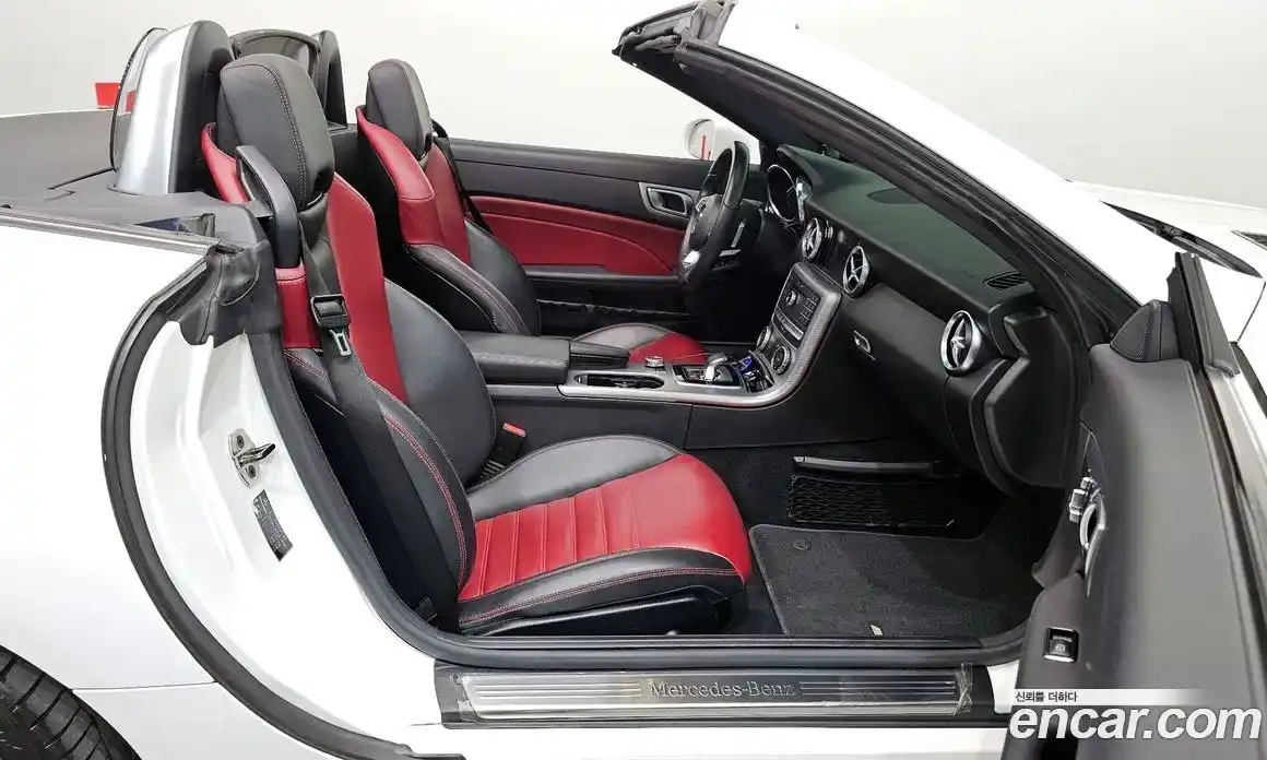 Mercedes-Benz SLC-Class 2018 2.0 Автомат в Москве № 223202, фото 9