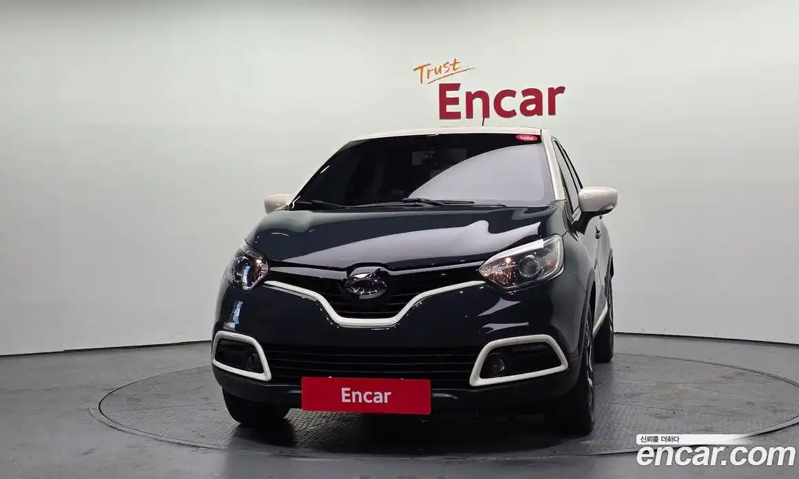 Renault QM3 2015 1.5 Автомат в Москве № 225934, фото 14