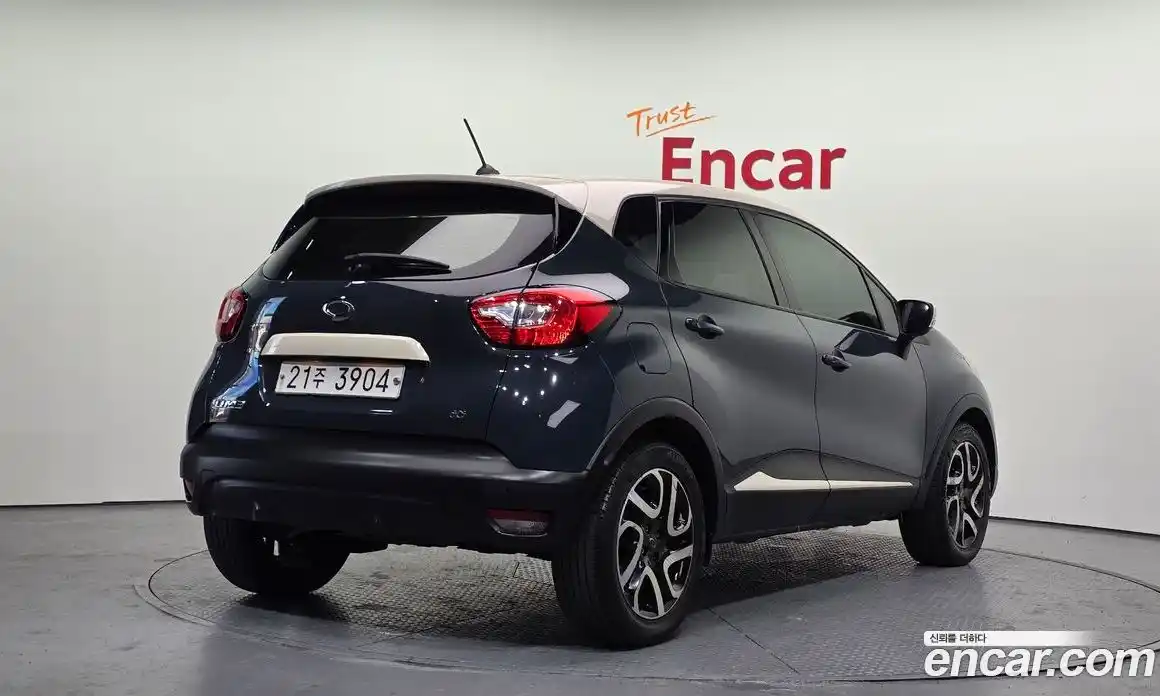 Renault QM3 2015 1.5 Автомат в Москве № 225934, фото 20