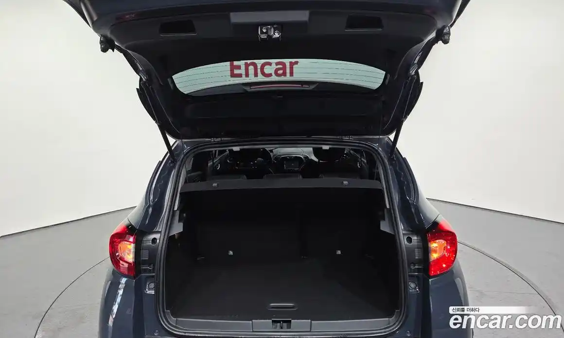 Renault QM3 2015 1.5 Автомат в Москве № 225934, фото 10