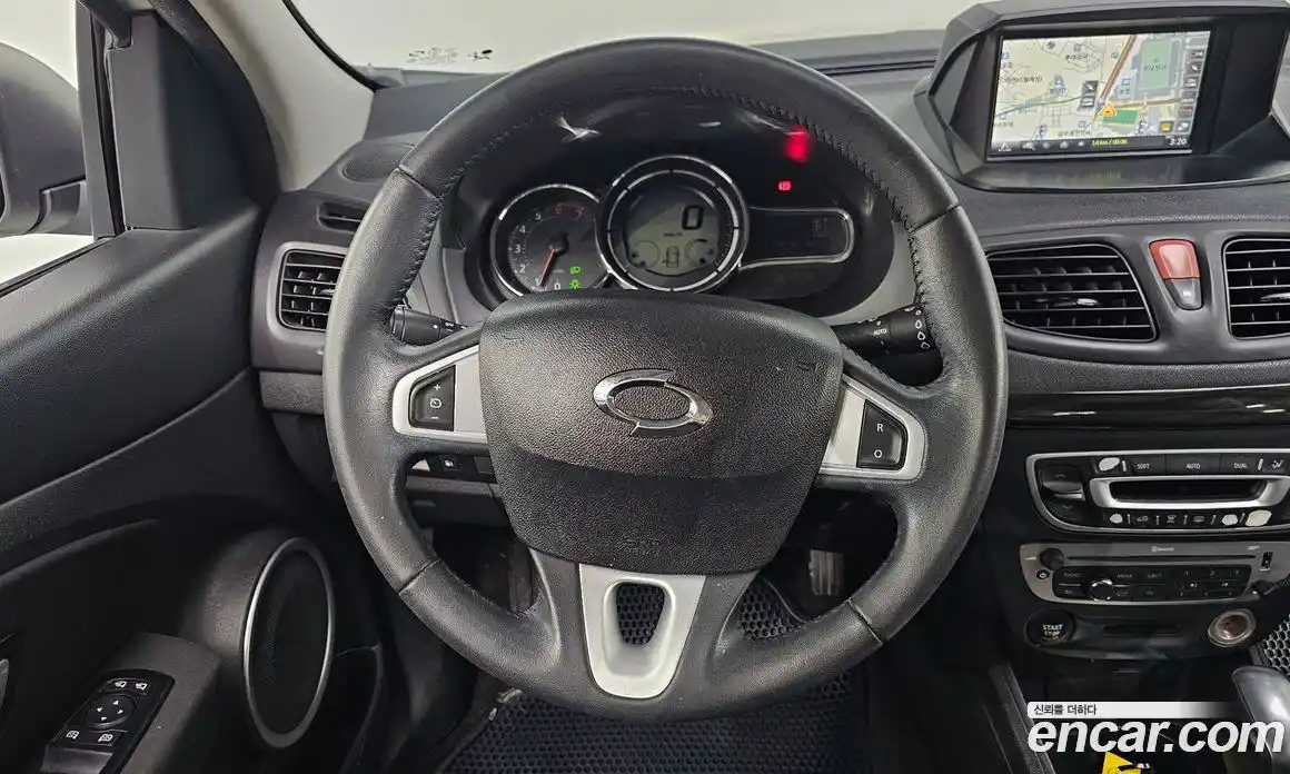 Renault SM3 2014 1.6 Автомат в Москве № 226341, фото 11