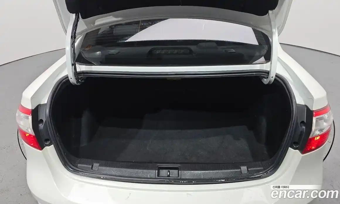 Renault SM3 2014 1.6 Автомат в Москве № 226341, фото 12