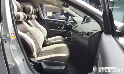 Renault SM3 2014 1.6 Автомат в Москве № 226811, миниатюра 9