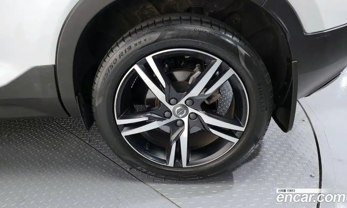 Volvo XC40 2021 2.0 Автомат в Москве № 227891, фото 20