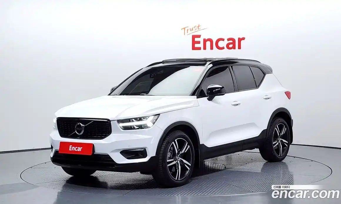 Volvo XC40 2021 2.0 Автомат в Москве № 227891, фото 4