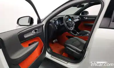 Volvo XC40 2021 2.0 Автомат в Москве № 227891, миниатюра 7