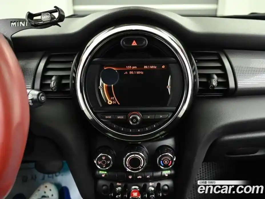 Mini Cooper 2017 1.5 Автомат в Москве № 228082, фото 14