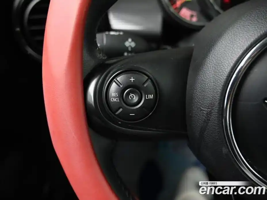 Mini Cooper 2017 1.5 Автомат в Москве № 228082, фото 16