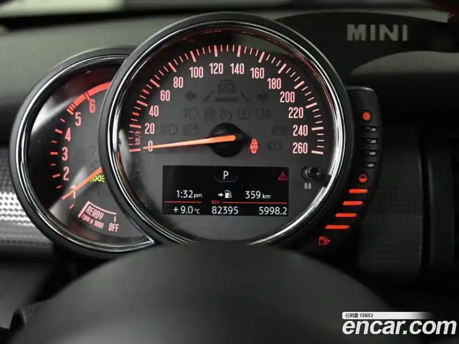 Mini Cooper 2017 1.5 Автомат в Москве № 228082, фото 8