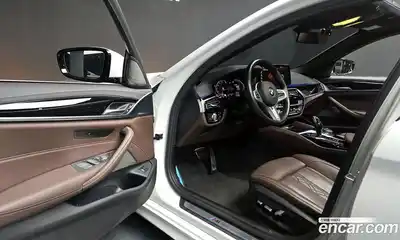 BMW 5-Series 2022 2.0 Автомат в Москве № 228623, миниатюра 11