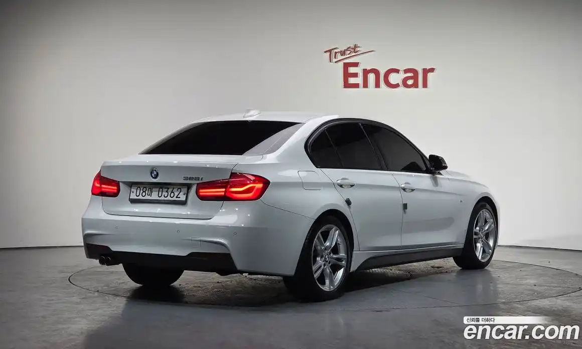 BMW 3-Series 2016 2.0 Автомат в Москве № 229315, фото 12