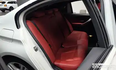 BMW 3-Series 2016 2.0 Автомат в Москве № 229315, миниатюра 2