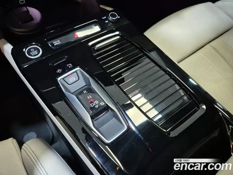 Audi A6 e-tron 2025 0.2 Автомат в Москве № 230269, фото 9