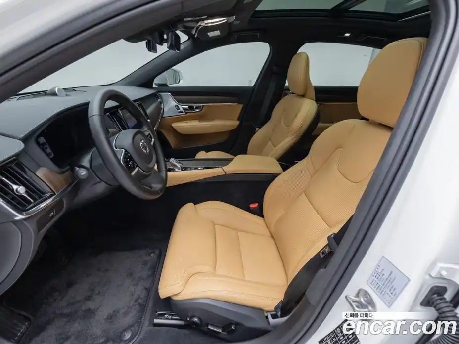 Volvo S90 2024 2.0 Автомат в Москве № 230862, фото 9