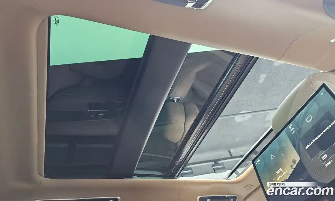 Land Rover Range-Rover 2024 4.4 Автомат в Москве № 231182, фото 19