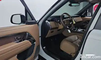 Land Rover Range-Rover 2024 4.4 Автомат в Москве № 231182, миниатюра 8