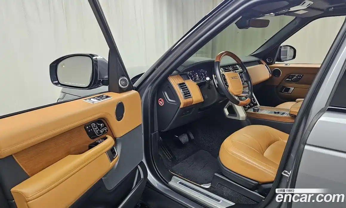 Land Rover Range-Rover 2022 5.0 Автомат в Москве № 231274, фото 13