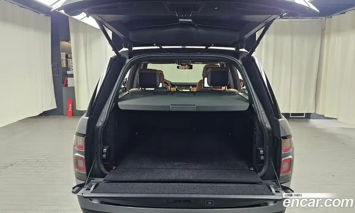 Land Rover Range-Rover 2022 5.0 Автомат в Москве № 231274, фото 14