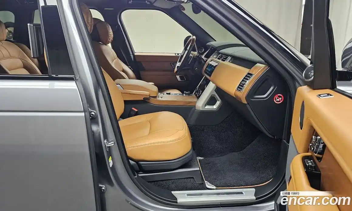 Land Rover Range-Rover 2022 5.0 Автомат в Москве № 231274, фото 16