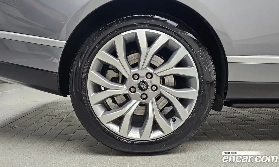 Land Rover Range-Rover 2022 5.0 Автомат в Москве № 231274, фото 5