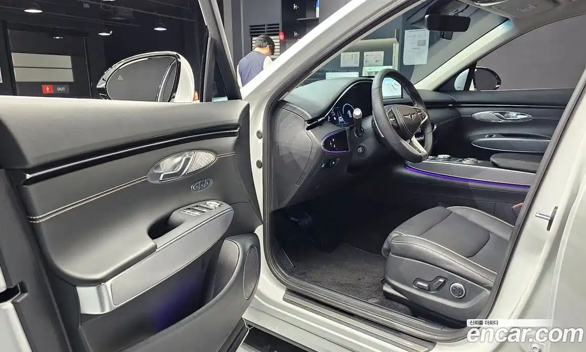 Genesis GV70 2022 0.1 Автомат в Москве № 23145, фото 15