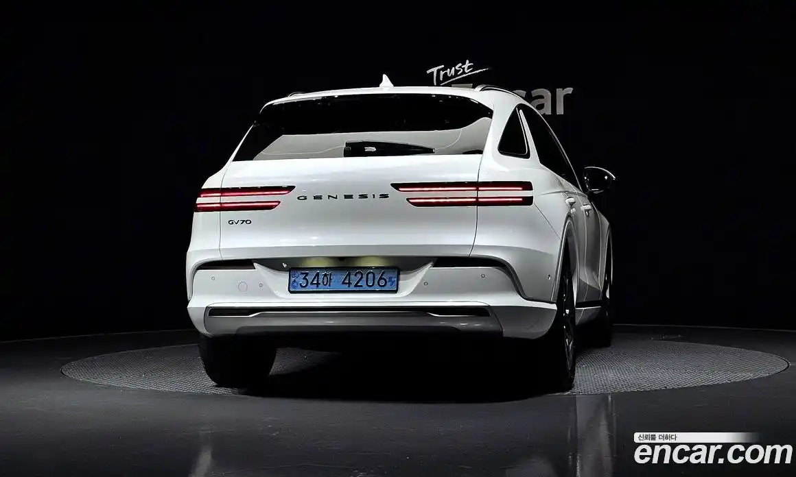 Genesis GV70 2022 0.1 Автомат в Москве № 23145, фото 19