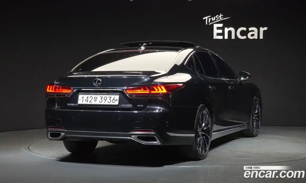 Lexus LS 2021 3.4 Автомат в Москве № 232048, фото 1