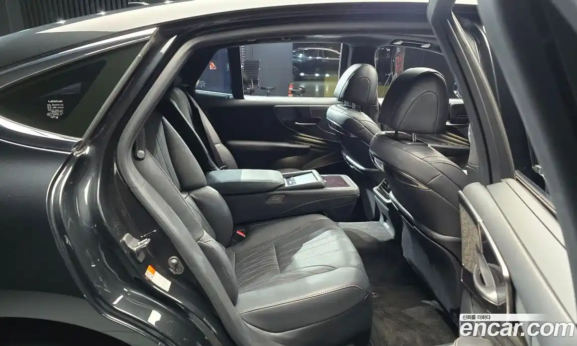 Lexus LS 2021 3.4 Автомат в Москве № 232048, фото 11