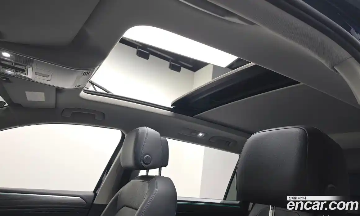 Volkswagen Tiguan 2023 2.0 Автомат в Москве № 232078, фото 12