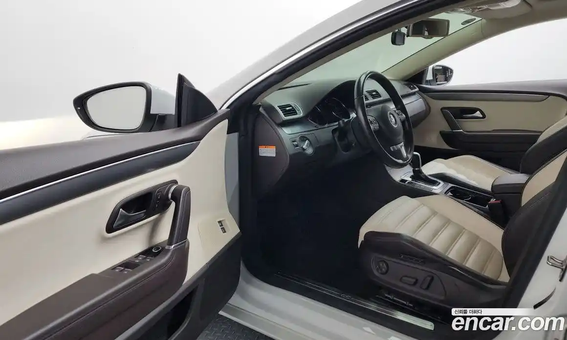 Volkswagen CC 2015 2.0 Автомат в Москве № 232245, фото 1