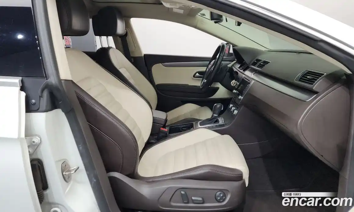 Volkswagen CC 2015 2.0 Автомат в Москве № 232245, фото 6