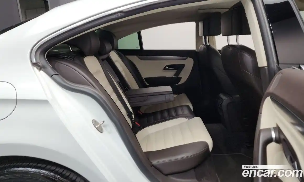 Volkswagen CC 2015 2.0 Автомат в Москве № 232245, фото 10