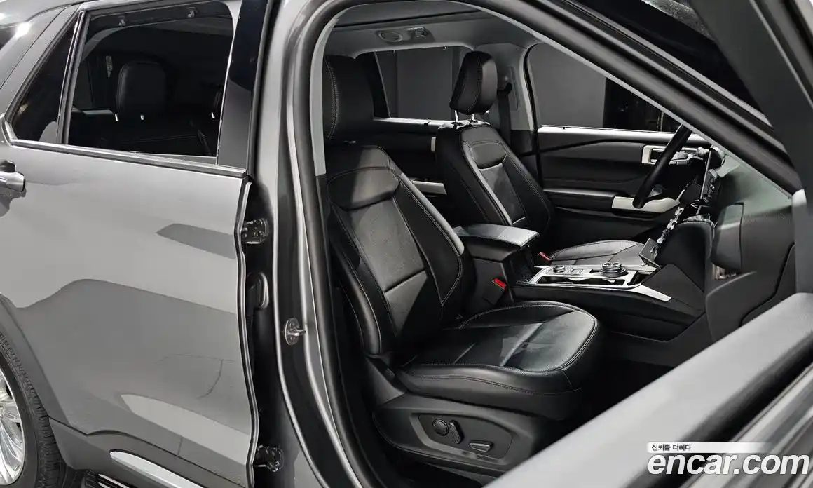 Ford Explorer 2023 2.3 Автомат в Москве № 233141, фото 15