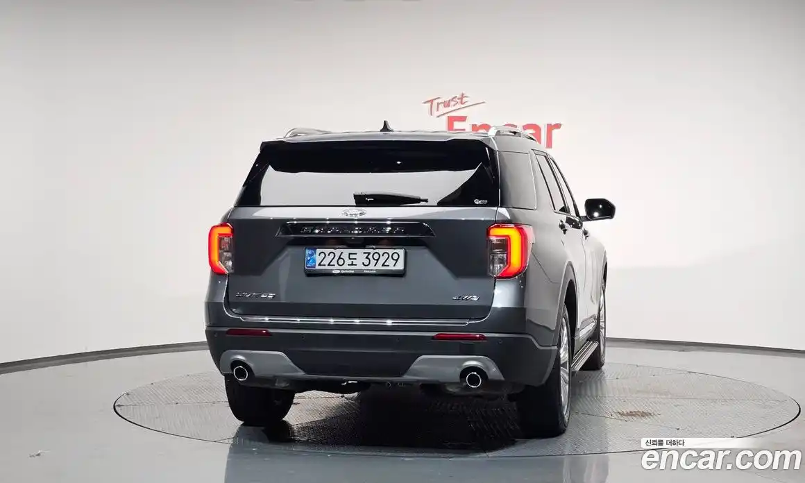 Ford Explorer 2023 2.3 Автомат в Москве № 233141, фото 18