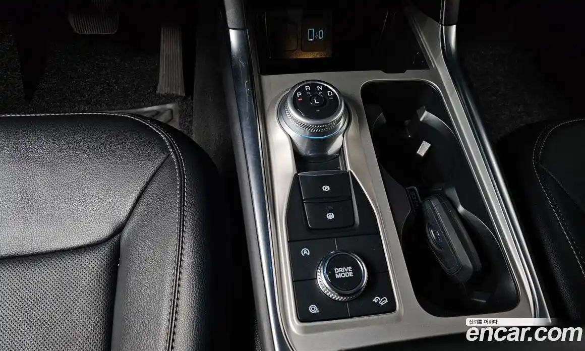 Ford Explorer 2023 2.3 Автомат в Москве № 233141, фото 3