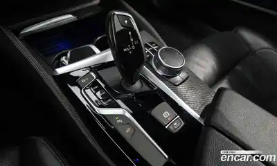 BMW 5-Series 2017 2.0 Автомат в Москве № 233537, миниатюра 12